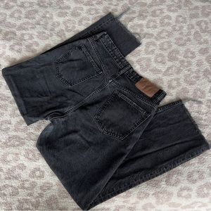 Zara black 100% cotton jeans women’s size 8 cropped petite length raw edge 29x26
